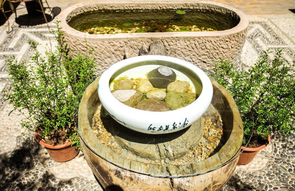 Lijiang Emerald Bay Inn Buitenkant foto