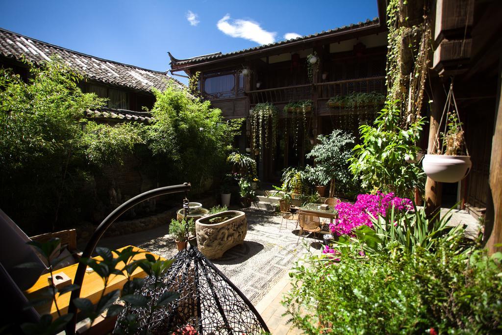 Lijiang Emerald Bay Inn Buitenkant foto